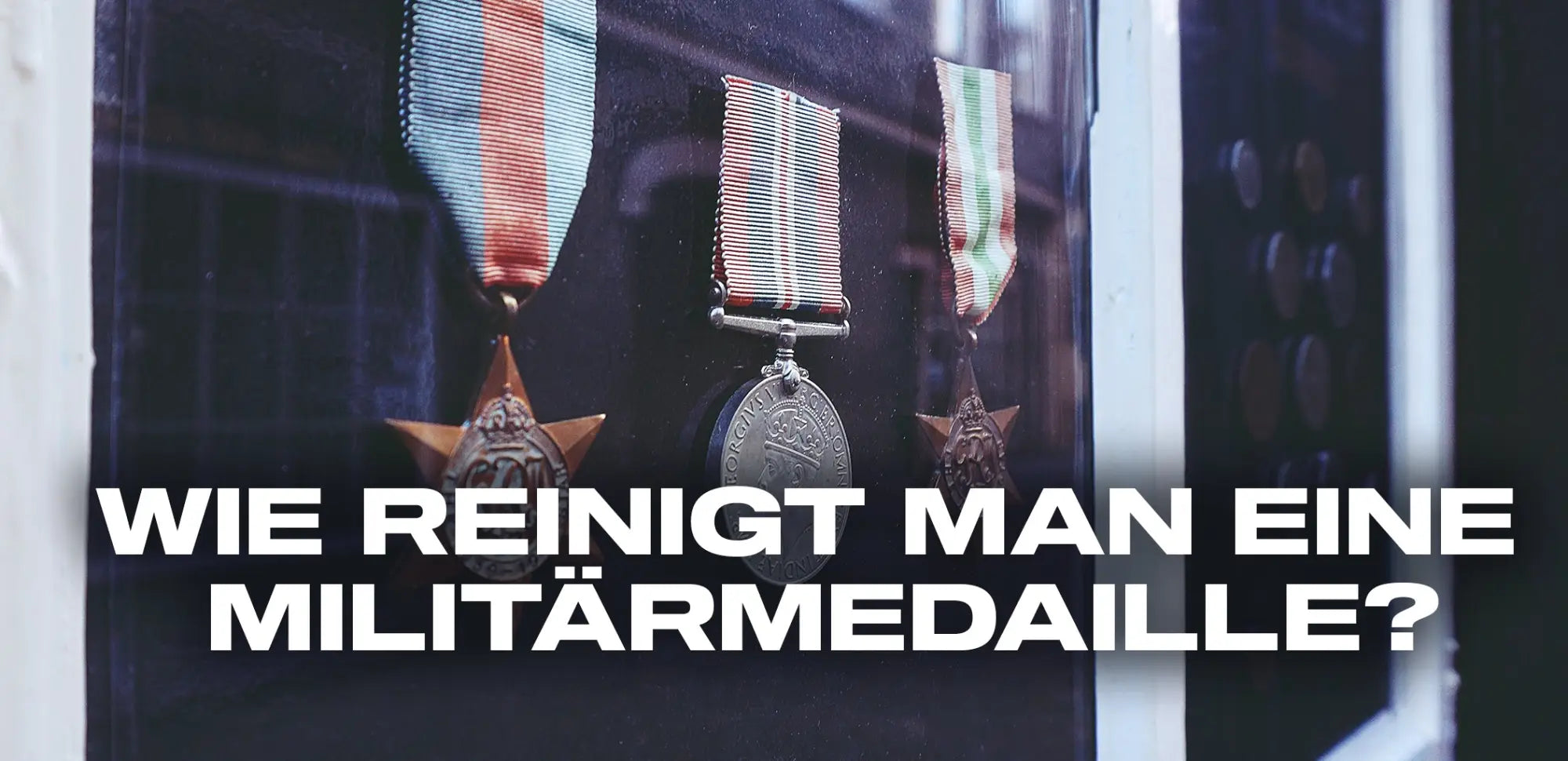 Wie reinigt man eine Militärmedaille?