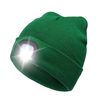 Beanie mit einer starken Stirnlampe