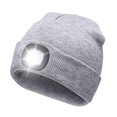 Beanie mit einer starken Stirnlampe