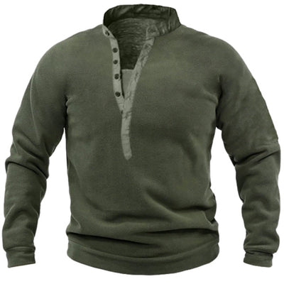 Grüner Militärpullover